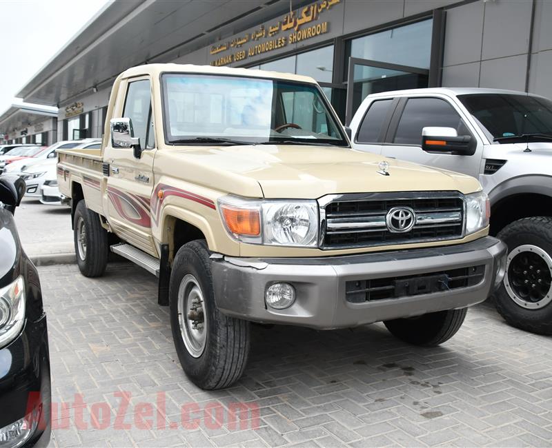 TOYOTA LAND CRUISER- 2013- BEIGE- 82 000 KM
