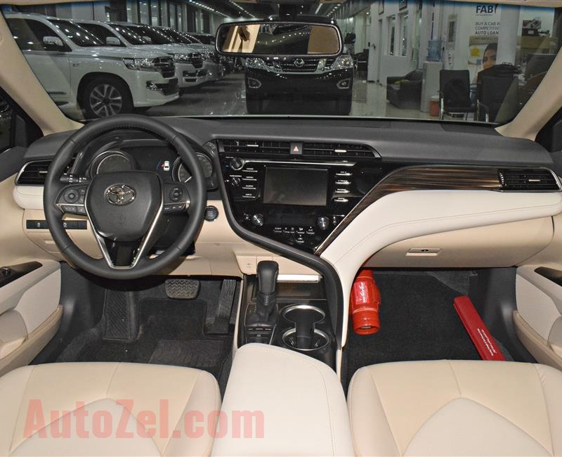 toyota camry model 2019 -  white - zero km - v6 - gcc 