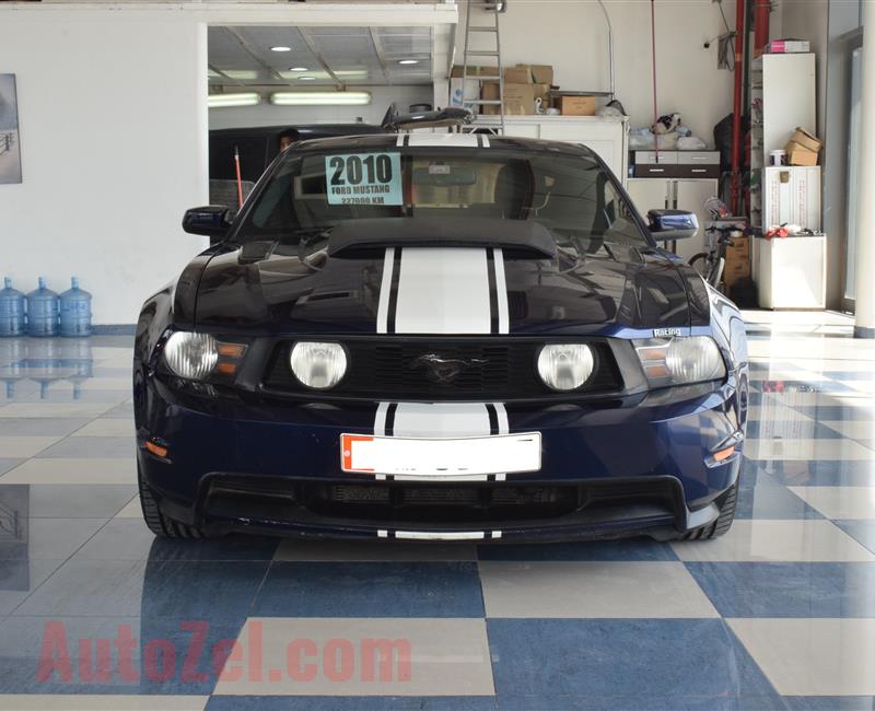 FORD MUSTANG- 2010- BLUE/BLACK- 227 000 KM- GCC SPECS