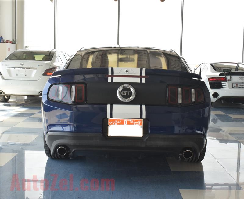 FORD MUSTANG- 2010- BLUE/BLACK- 227 000 KM- GCC SPECS