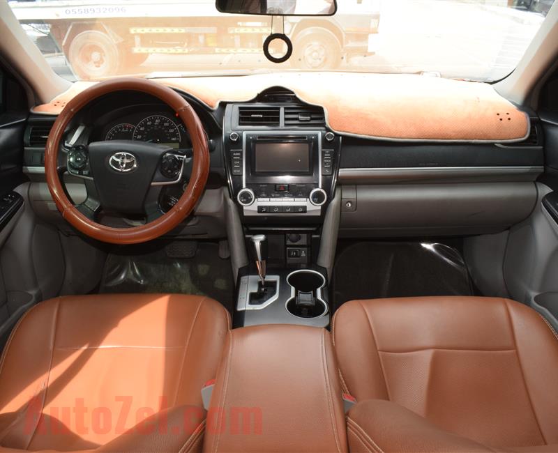 TOYOTA CAMRY MODEL 2014 - BLACK - 180000 KM - V4 -  CAR SPECS IS AMERICAN 