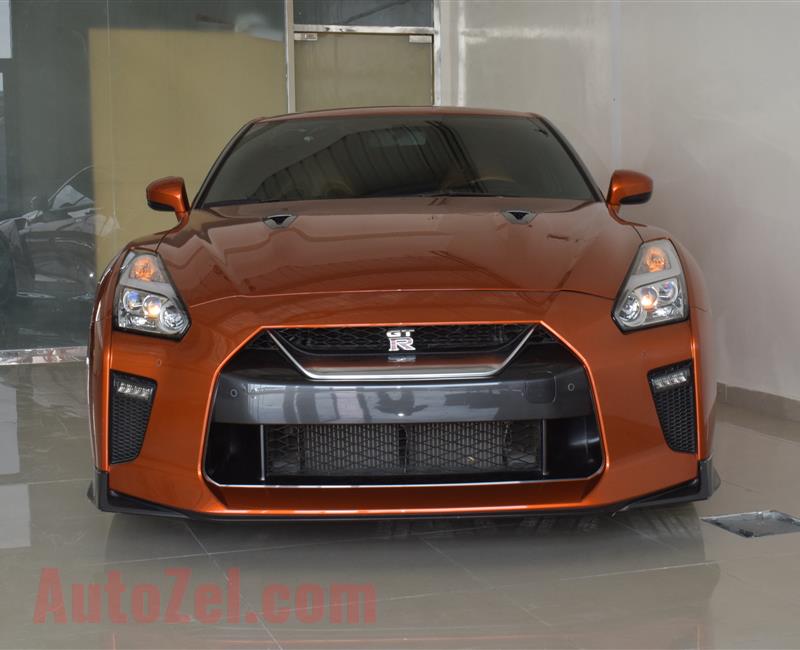 NISSAN GTR- 2017- ORANGE- 19 000 KM- GCC