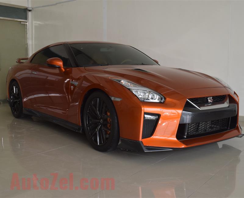 NISSAN GTR- 2017- ORANGE- 19 000 KM- GCC