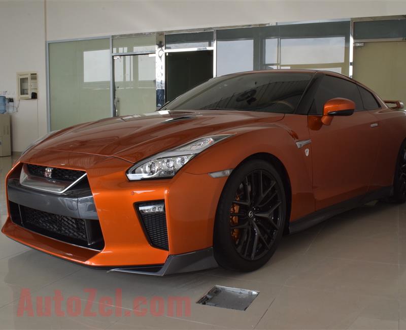 NISSAN GTR- 2017- ORANGE- 19 000 KM- GCC