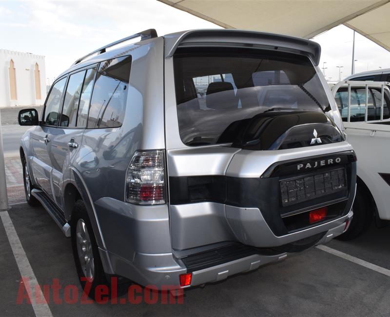 MITSUBISHI PAJERO- 2016- SILVER- 110 000 KM- GCC SPECS