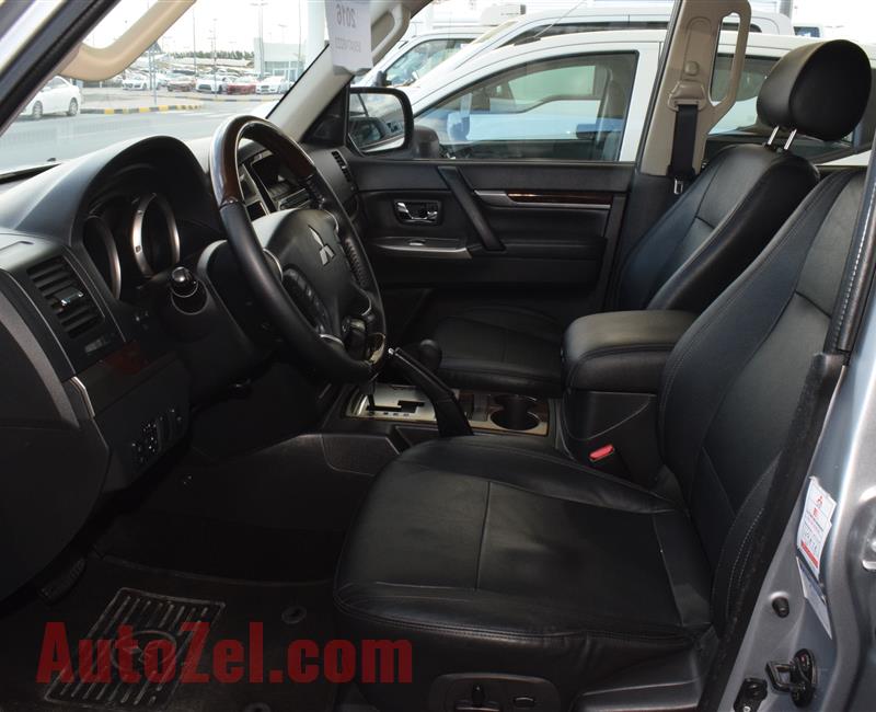 MITSUBISHI PAJERO- 2016- SILVER- 110 000 KM- GCC SPECS