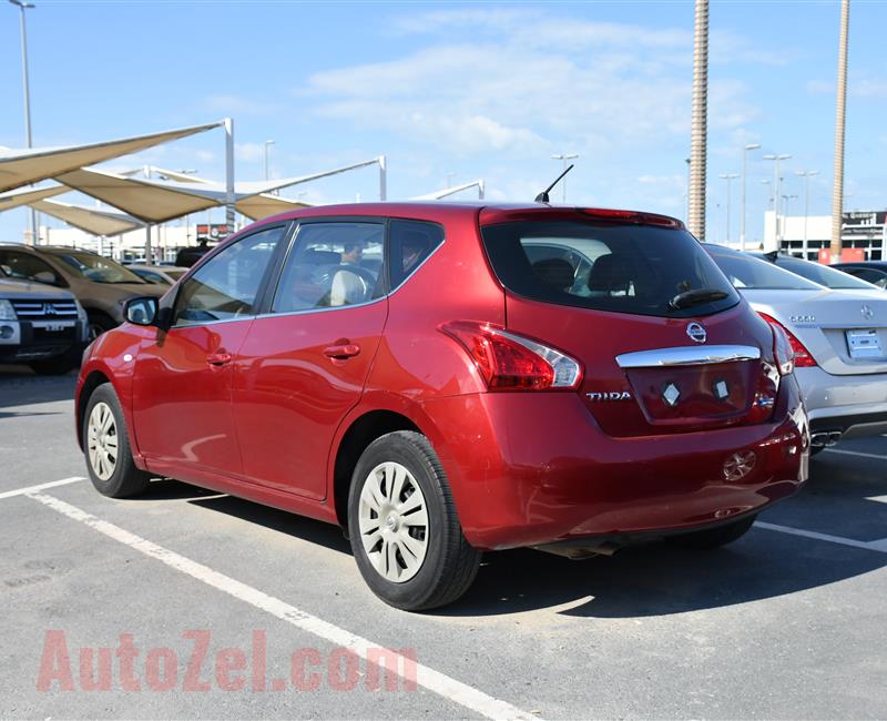 NISSAN TIIDA- 2016- RED- 89 000 KM- GCC SPECS