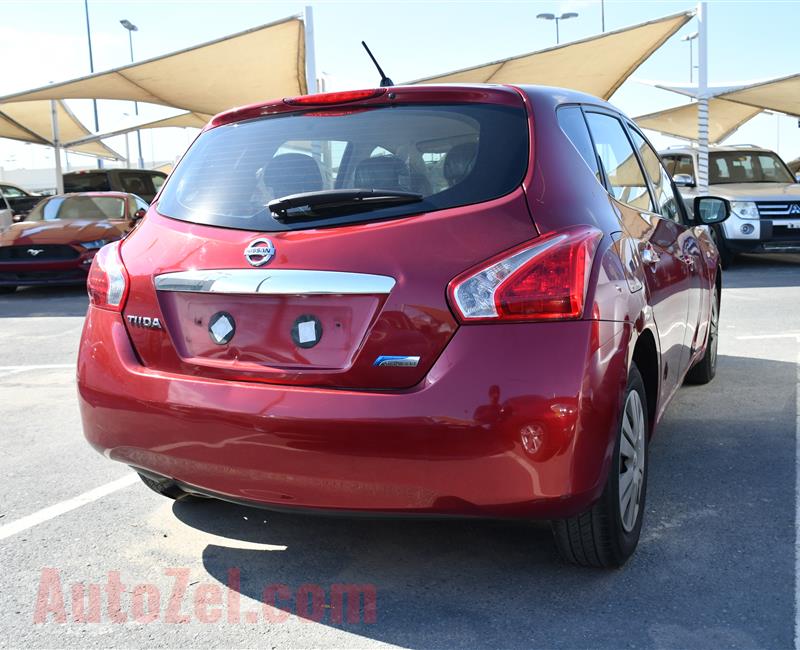 NISSAN TIIDA- 2016- RED- 89 000 KM- GCC SPECS