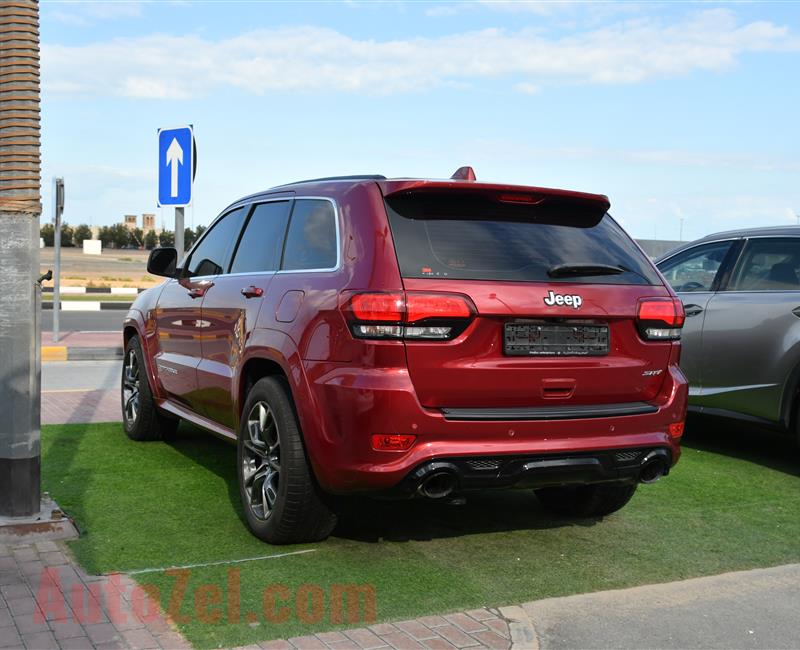 JEEP GRAND CHEROKEE SRT- 2015- MAROON- 104 000 KM- GCC