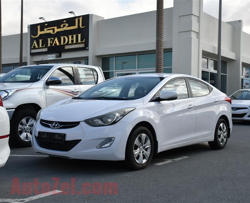 HYUNDAI ELANTRA- 2014- WHITE- 235 000 KM- GCC