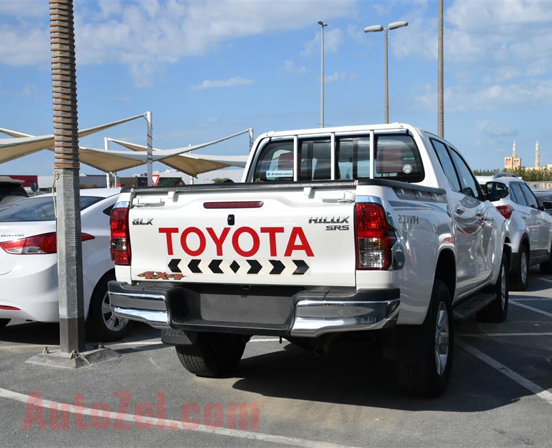 TOYOTA HILUX- 2019- WHITE- 29 000 KM- GCC