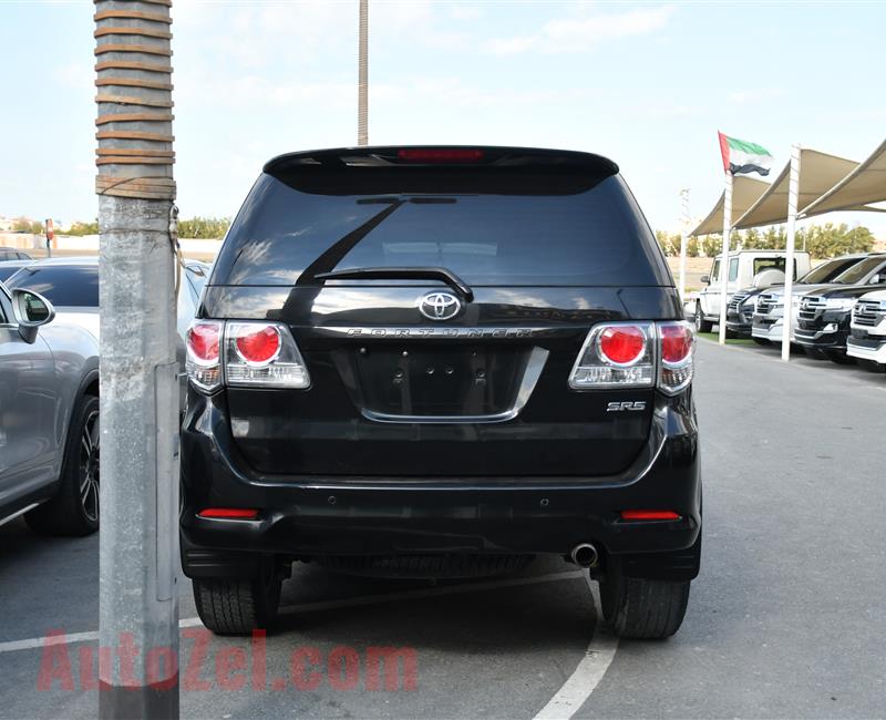 TOYOTA FORTUNER- 2013- BLACK- 231 000 KM- GCC