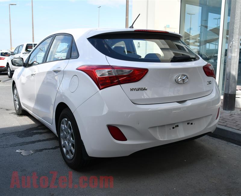 HYUNDAI i30- 2014- WHITE- 98 000 KM- GCC