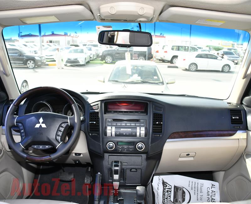 MITSUBISHI PAJERO- 2010- BLACK- GCC