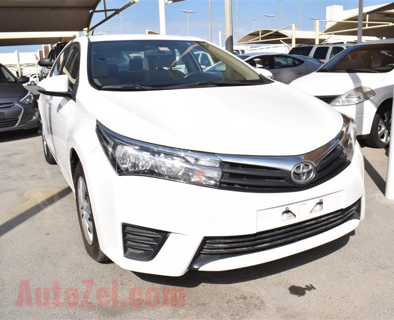 toyota corolla model 2015 - white - 89,000 km - white -v4 - gcc 