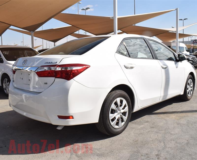 toyota corolla model 2015 - white - 89,000 km - white -v4 - gcc 