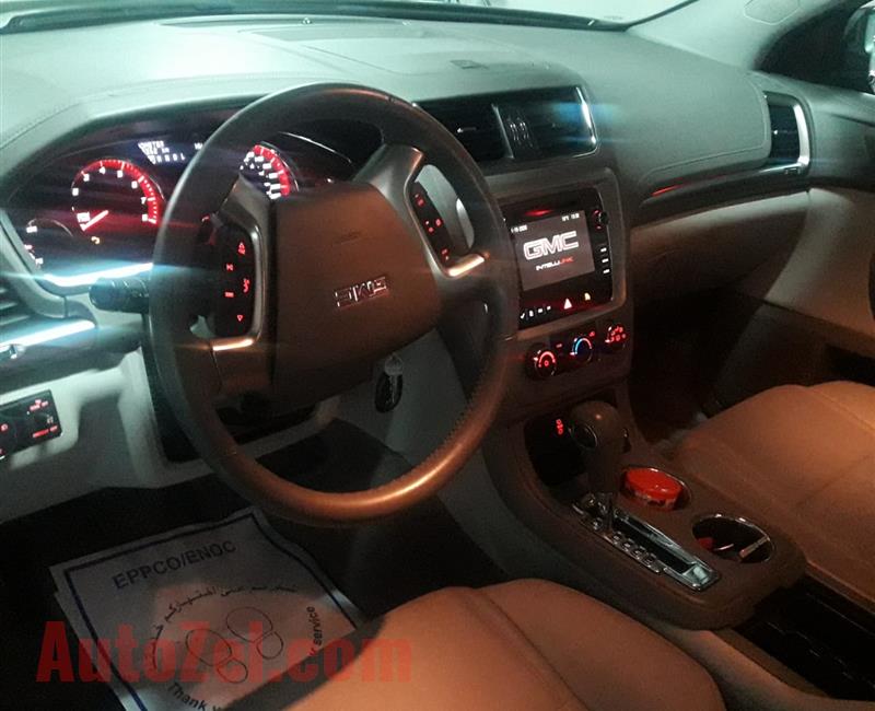 Perfectly well maintained family GMC Acadia SLT for sale