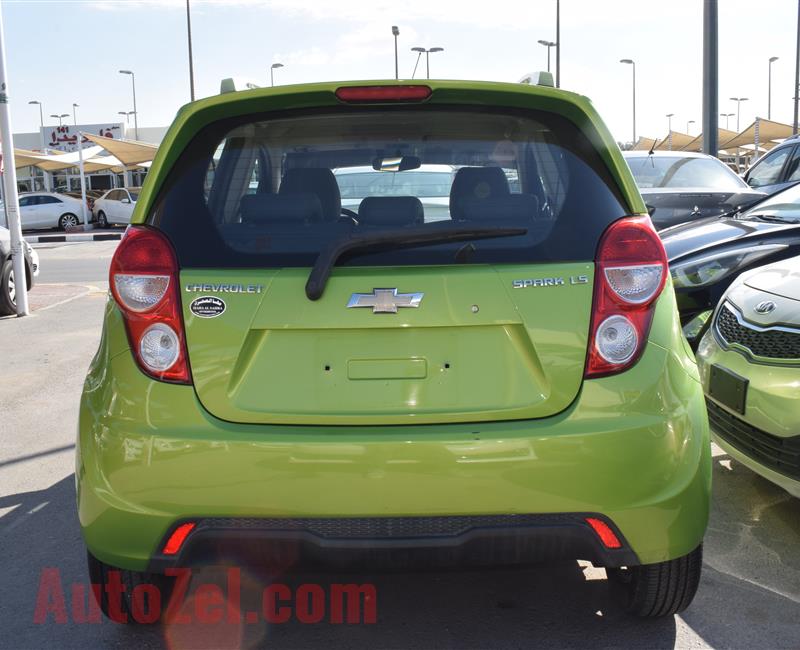 CHEVROLET SPARK MODEL 2015 - GREEN - 100000 KM - V4 - GCC 