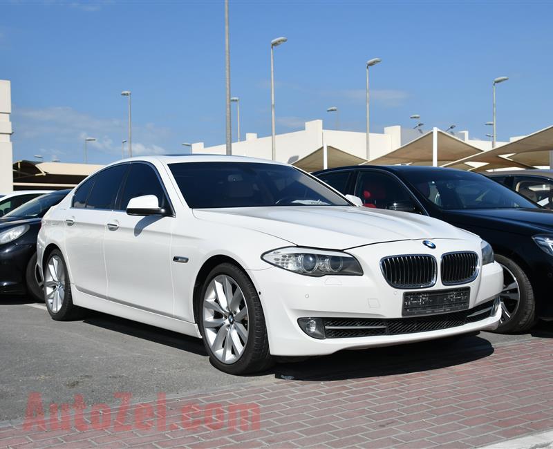 BMW 535i MODEL 2011 - WHITE - 179000 KM - V6 - GCC 