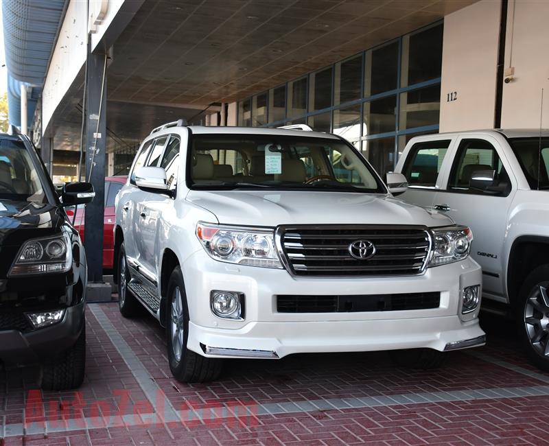 LAND CRUISER GXR V8- 2015- WHITE- 130 000 KM- GCC SPECS