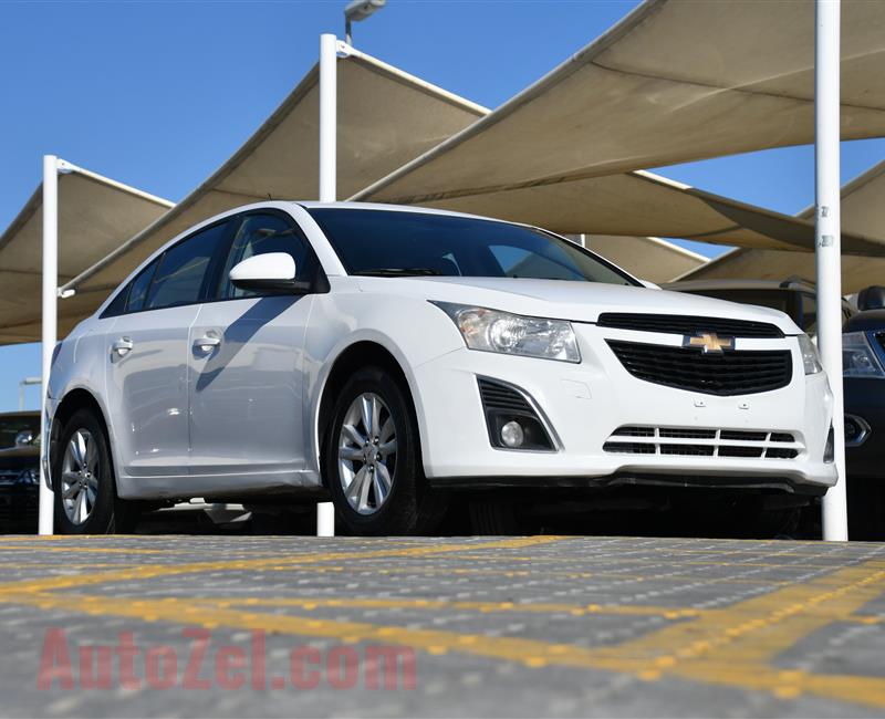 CHEVROLET CRUZE LS- 2013- WHITE- 256 000 KM- GCC SPECS- CALL FOR THE PRICE