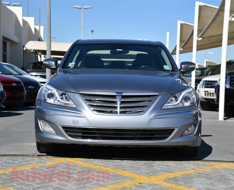 HYUNDAI GENESIS- 2014- GRAY- 217 000 MILES- AMERICAN SPECS- CALL FOR PRICE