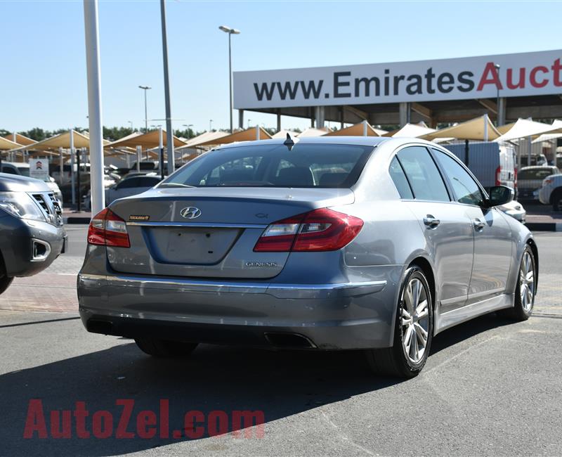 HYUNDAI GENESIS- 2014- GRAY- 217 000 MILES- AMERICAN SPECS- CALL FOR PRICE