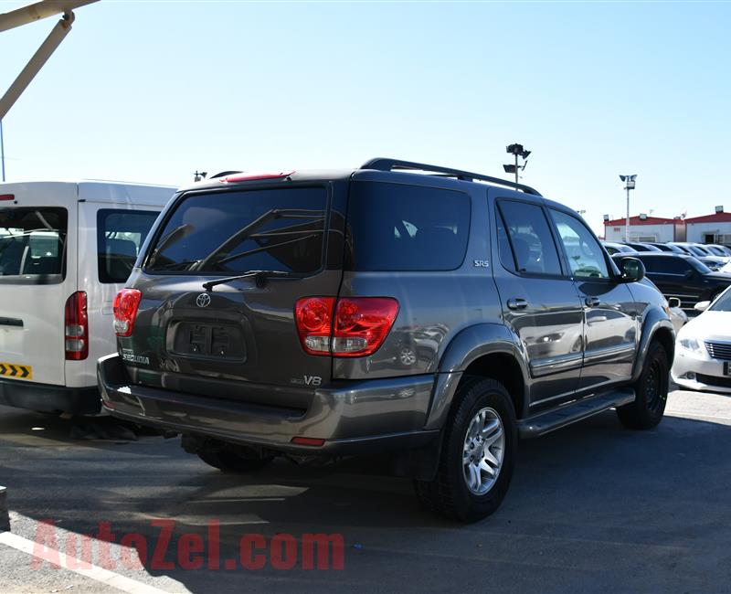 TOYOTA SEQUIOA- 2006- GRAY- 42 000 MILES- AMERICAN SPECS