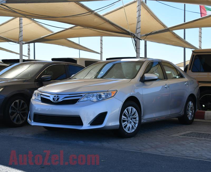 TOYOTA CAMRY LE MODEL 2014 - SILVER - 64.000 MILES - V4 - CAR SPECS IS AMERICAN 