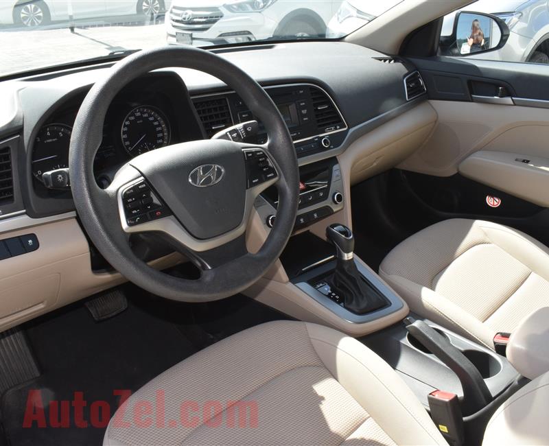 HYUNDAI ELANTRA- 2017- WHITE- 56 000 KM- GCC SPECS