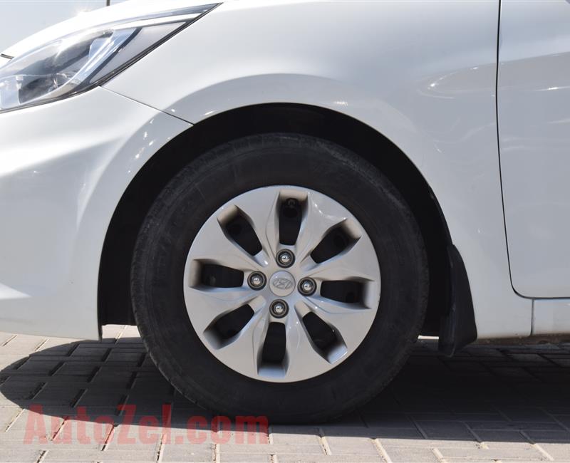 HYUNDAI ACCENT 1.6- 2017- WHITE- 97 000 KM- GCC SPECS