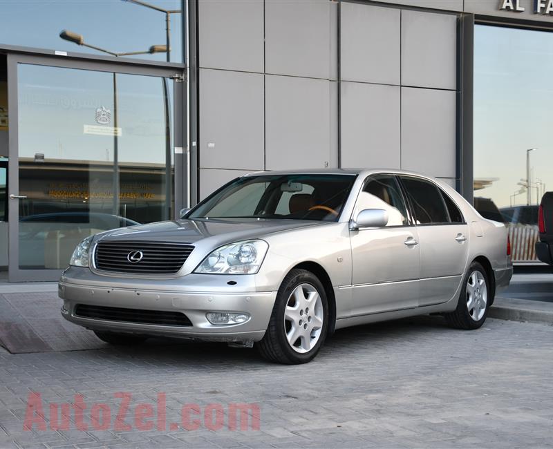 LEXUS LS 430  MODEL 2003 - SILVER - 280000 KM - V8 - GCC 