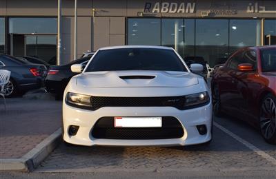 DODGE CHARGER SRT- 2016- WHITE- 100 000 KM- GCC SPECS