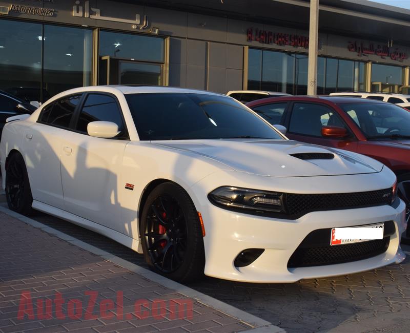 DODGE CHARGER SRT- 2016- WHITE- 100 000 KM- GCC SPECS