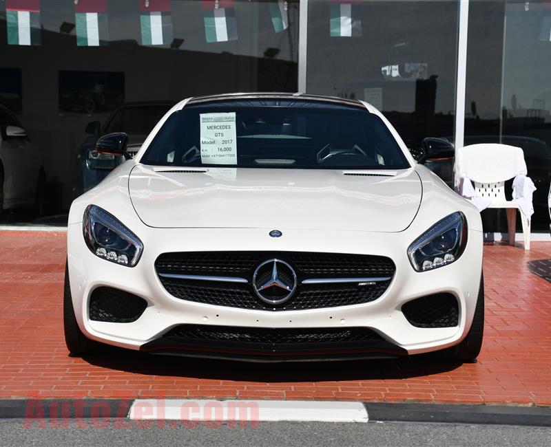 MERCEDES-BENZ GTS- 2017- WHITE- 16 000 KM- CANADIAN SPECS