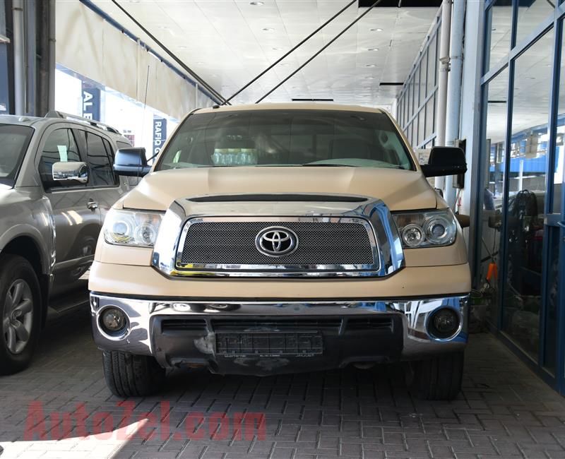 TOYOTA TUNDRA (SINGLE DOOR)- 2010- GOLD- 66 000 KM- AMERICAN SPECS