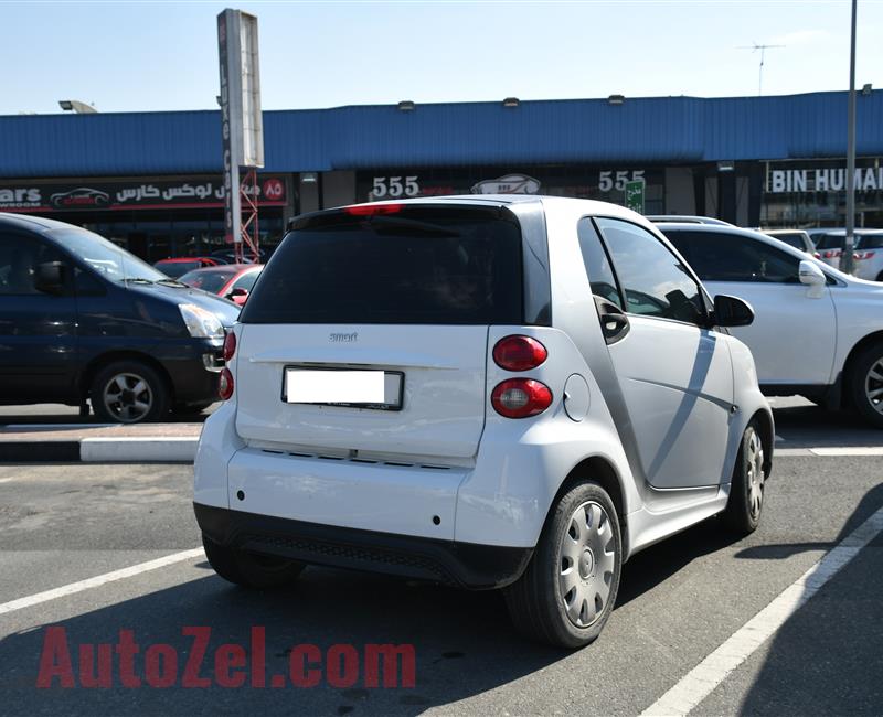 SMART- 2013- WHITE- 15 000 KM- GCC SPECS