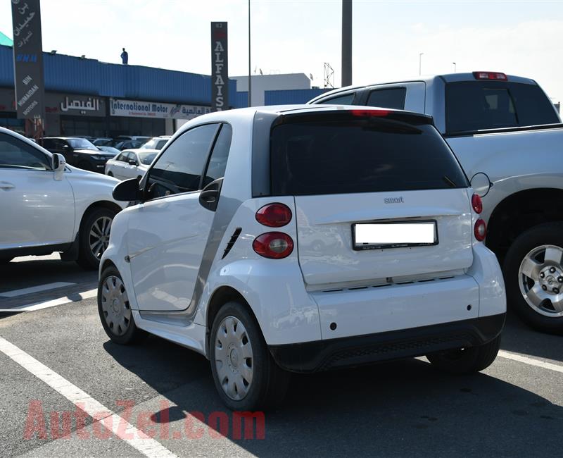 SMART- 2013- WHITE- 15 000 KM- GCC SPECS