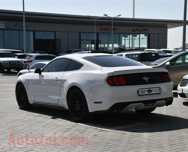 FORD MUSTANG MODEL 2017 - WHITE - 31,000 MILE - V6 - CAR SPECS IS AMERICAN 