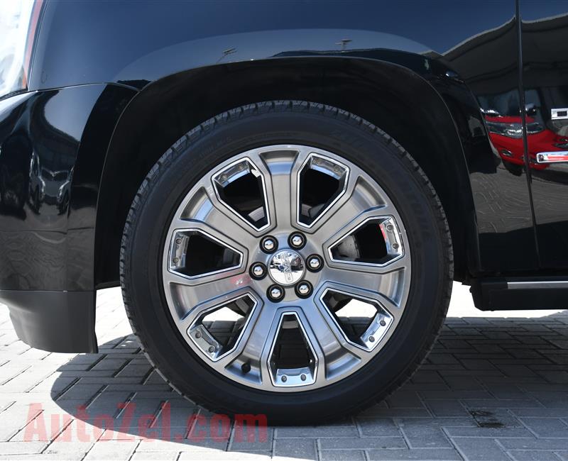 GMC DENALI YUKON MODEL 2016 - BLACK  - 90,000 KM - V8 - GCC 