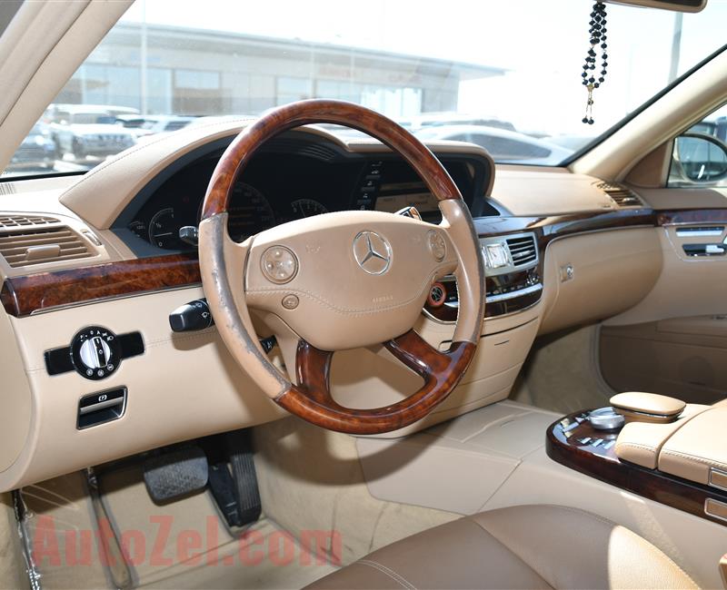 MERCEDES   S350 MODEL 2008 - GOLD - 160,000 KM - V6 - GCC 