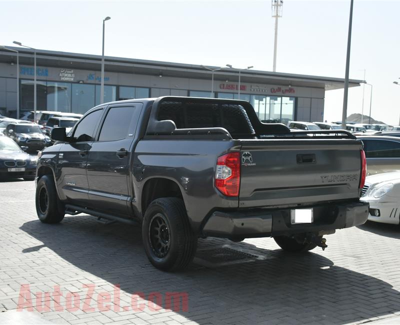 TOYOTA TUNDRA MODEL 2016 - BLACK - 75,000 MILES - V8 - CAR SPECS IS AMERICAN 