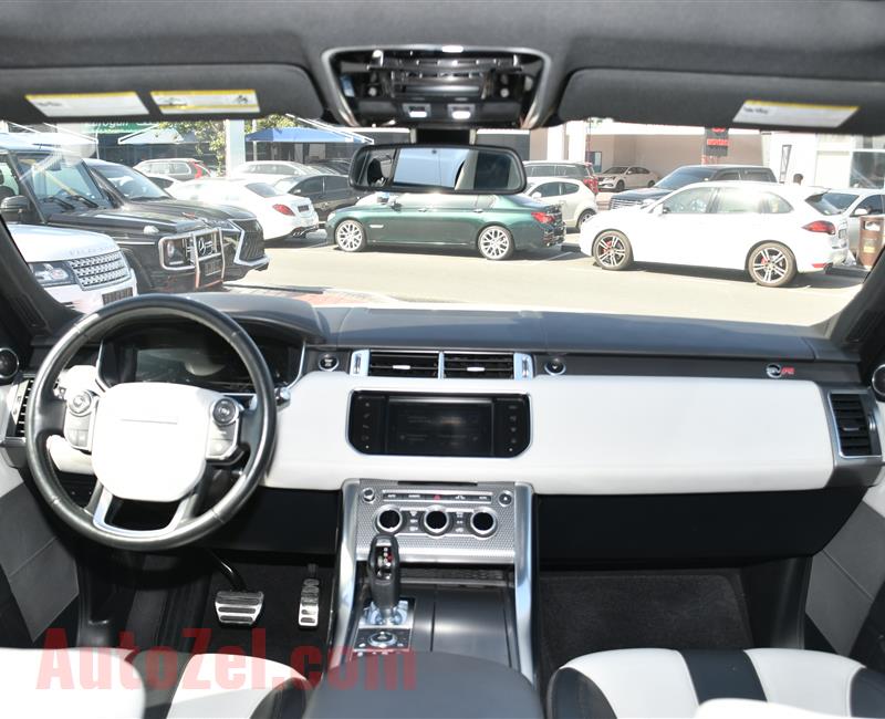 RANGE ROVER SVR- 2016- WHITE- 62 000 KM- CANADIAN SPECS