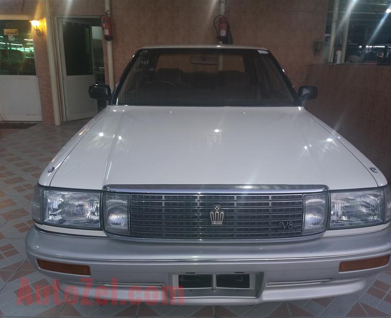 TOYOTA CROWN 1989 IMPORTED FROM JAPAN