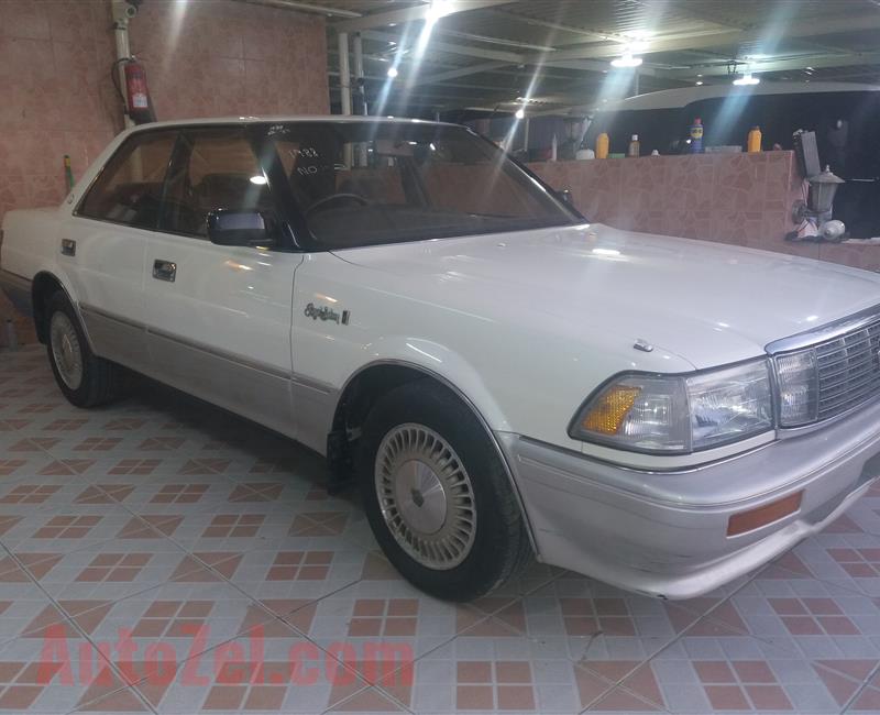 TOYOTA CROWN 1989 IMPORTED FROM JAPAN