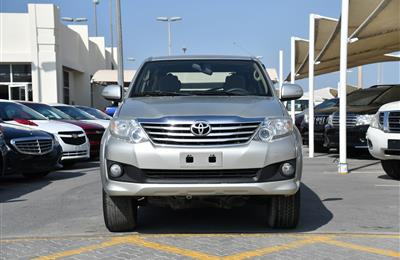 TOYOTA FORTUNER- 2013- GOLD- 321 000 KM- GCC SPECS