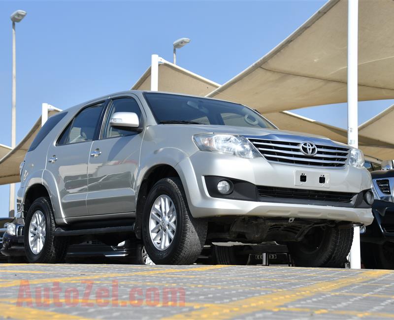 TOYOTA FORTUNER- 2013- GOLD- 321 000 KM- GCC SPECS