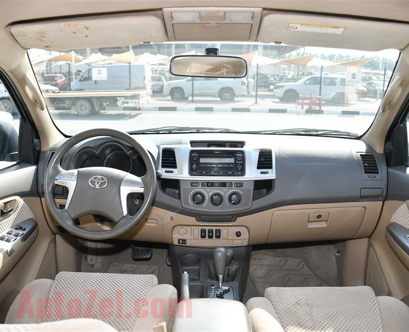 TOYOTA FORTUNER- 2013- GOLD- 321 000 KM- GCC SPECS