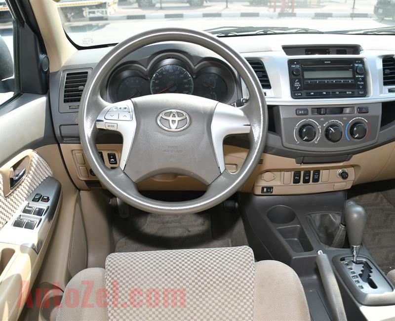 TOYOTA FORTUNER- 2013- GOLD- 321 000 KM- GCC SPECS