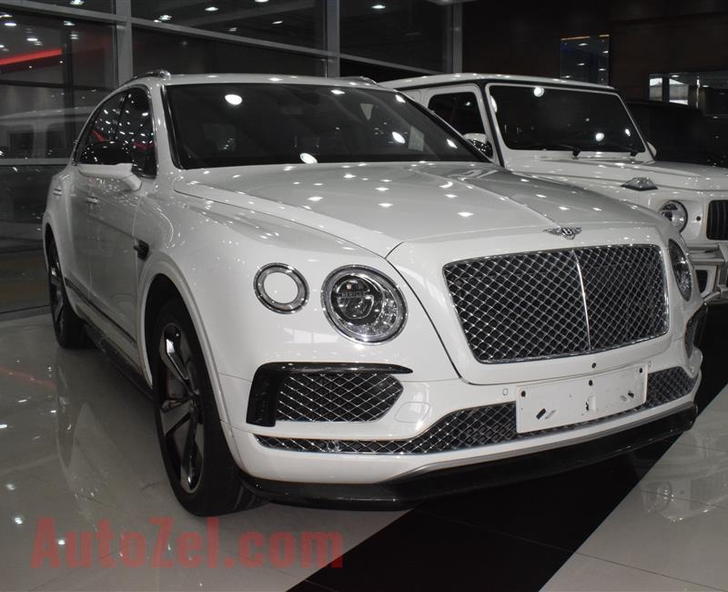 BENTLEY BENTAYGA MODEL 2017 - WHITE - 135,000 KM - V12 - GCC 